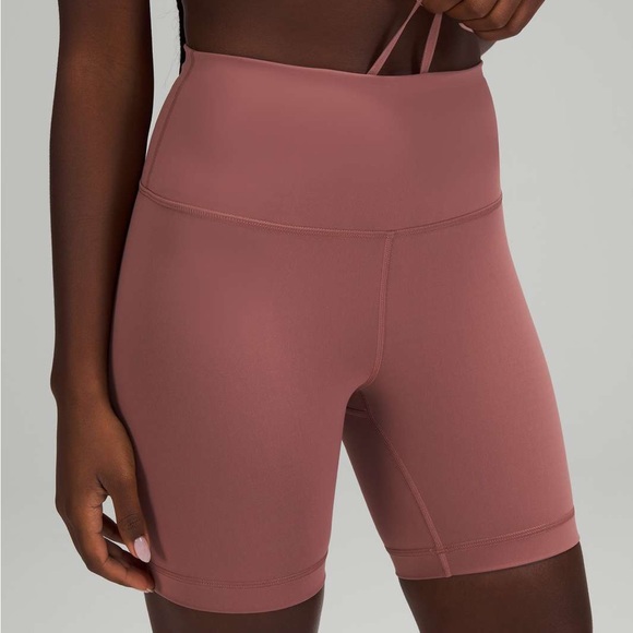 Lululemon Wunder Train High-Rise Short 6" - size 2 -
Spiced Chai - Picture 1 of 3